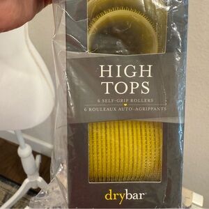 Drybar High Tops Self-Grip Rollers